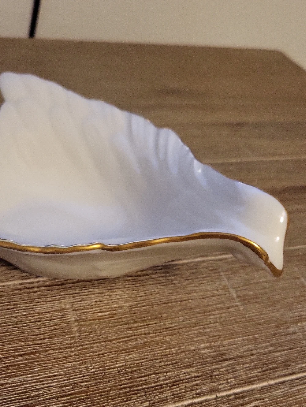 Lenox White Porcelain Dove Shaped Candy Dish with 24k Gold Trim